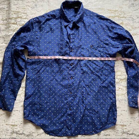 Santana Vintage 100% silk button down - Picture 4 of 11
